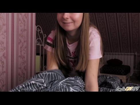 ❤️ بلونڈی نے اپنے BFF کو گہرائی سے چوس لیا اور اس کے منہ میں سہہ لیا۔ ☑  پر ur.porn-impact.ru ❌❤